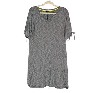 Talbots navy pinstripe vneck‎ tee shirt dress with cinched sleeves w tie. Size M